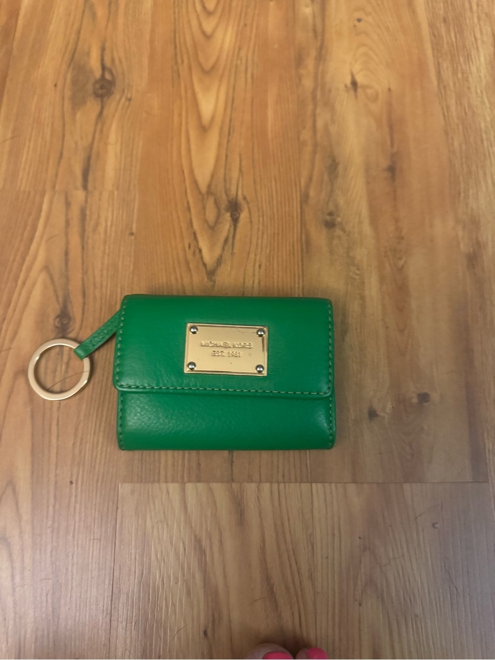 Michael Kors Green Leather Key Pouch with Gold Plate